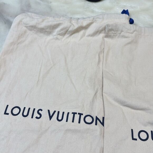 Louis Vuitton Boot Dust Bags Set - Picture 2 of 4